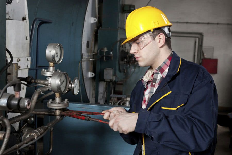 Sicurezza sul Lavoro: un caso di infortunio su un apparecchio a pressione...